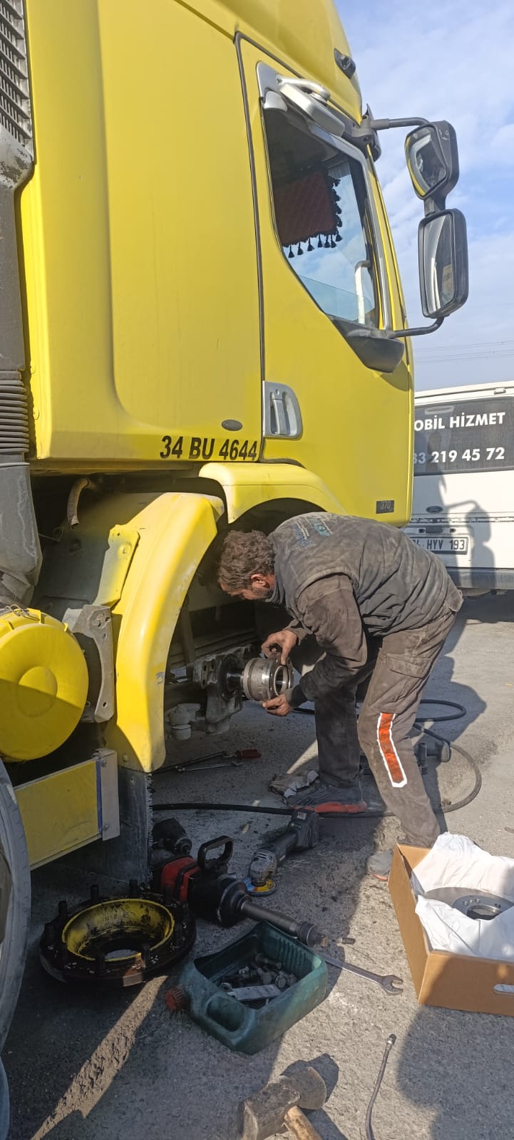 Batman Acil Tır Yol Yardım Hizmeti
